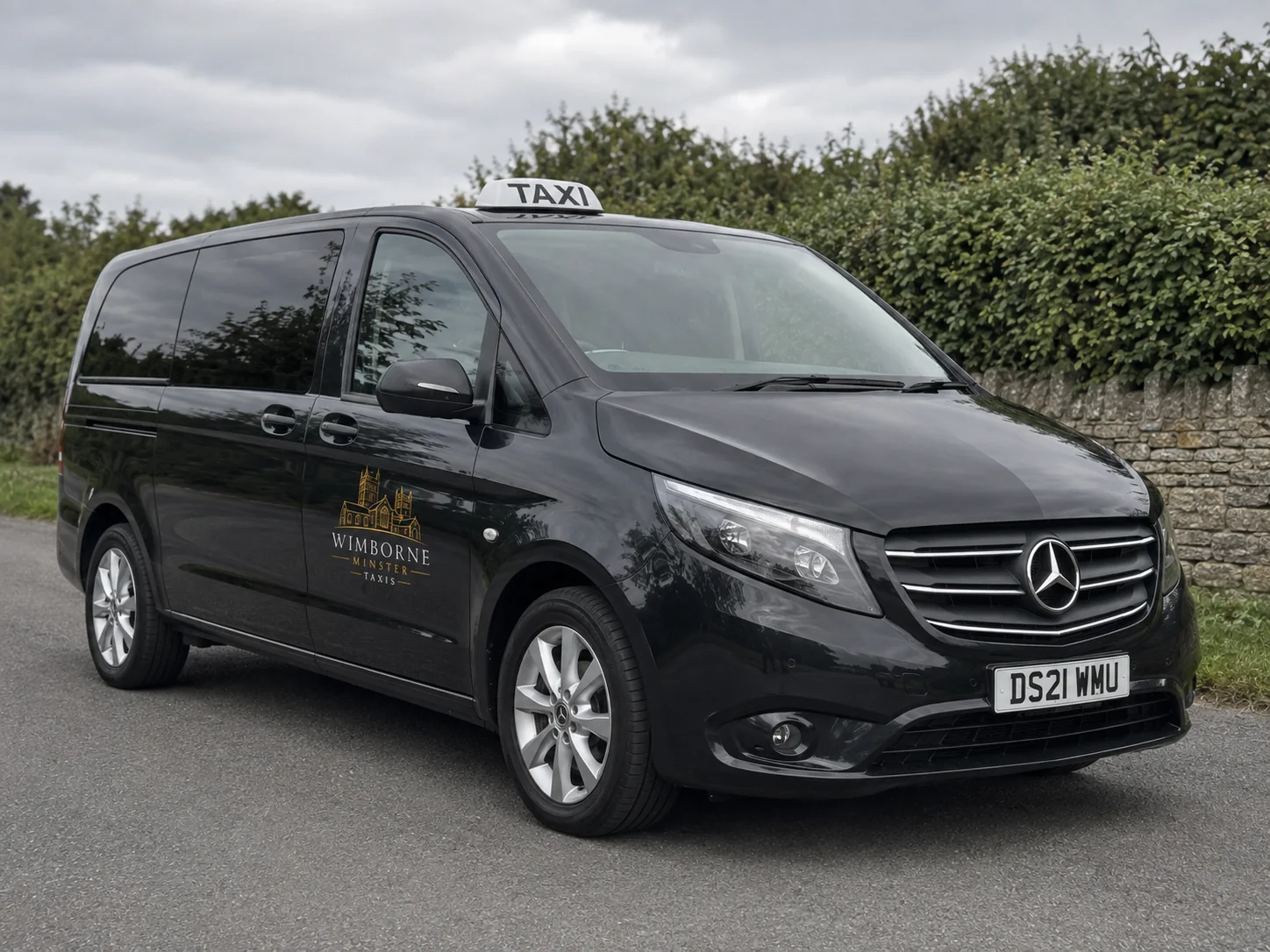 7-seater Wimborne Minster taxi